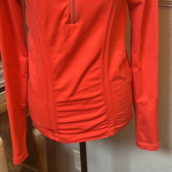 ATHLETA 1/2 Zip Long Sleeve Activewear Stretch Tracker Top Size Medium - Picture 3 of 7